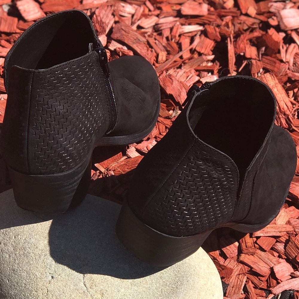 🍀Lucky Brand 🍀Black🏴Booties Size 8M